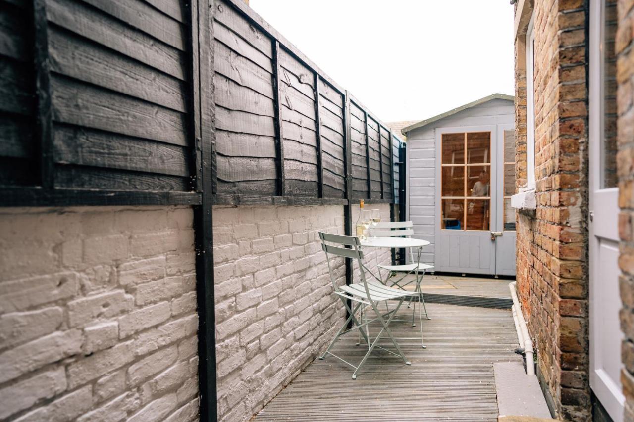 Appartamento Sanctuary-By-Sea Worthing Esterno foto